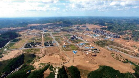 2011 年底開始承擔(dān)延安新區(qū)巖土工程勘察、設(shè)計(jì)、監(jiān)測及研究項(xiàng)目